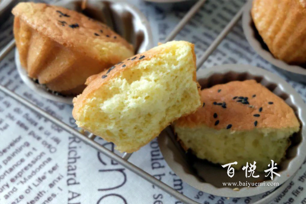 只用雞蛋和面粉做的無水脆皮蛋糕，快來試試是不是你小時(shí)候的味道